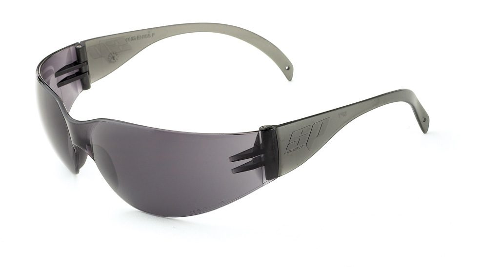 Lunettes oculaires enveloppantes et non silencieuses.